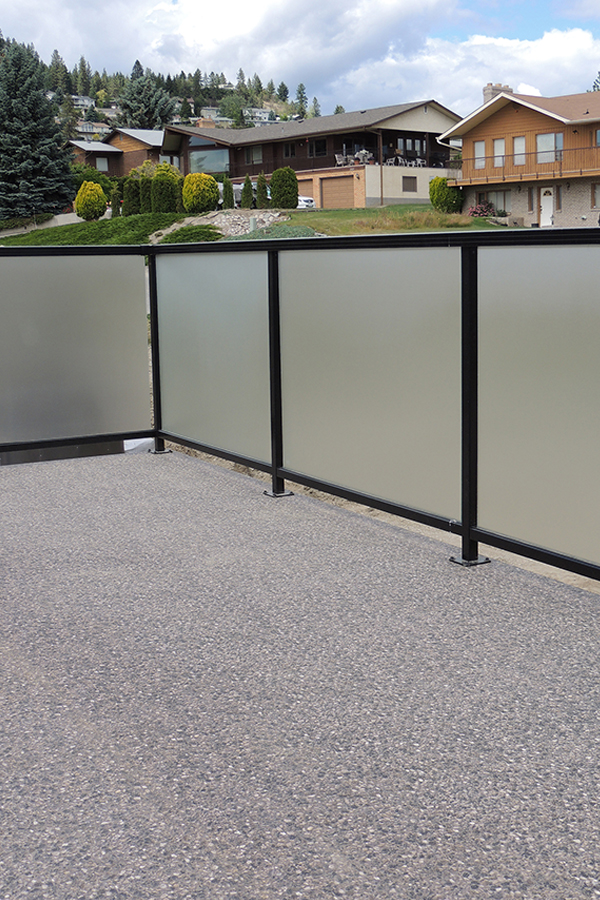 5mil Black Aluminum Frosted Glass Railing